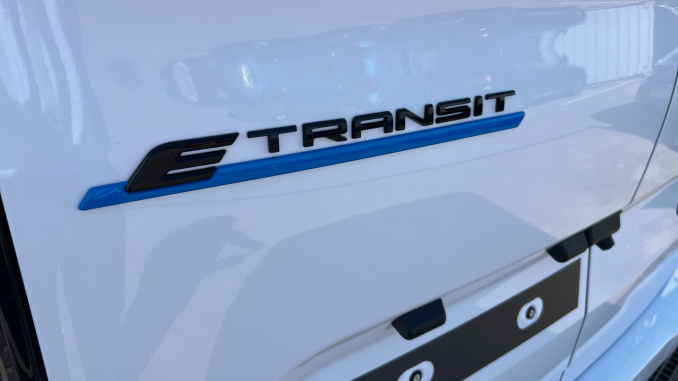 Ford Transit Custom E-320 L1 Rwd 100kW 71kWh H1 Van Limited Auto - Image 40